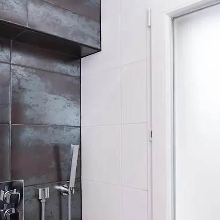 Beautiful In Heart Of 2nd * باريس