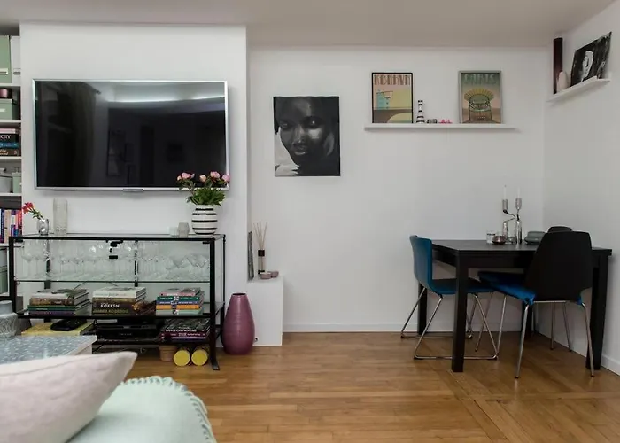 Beautiful In Heart Of 2nd Appartement *